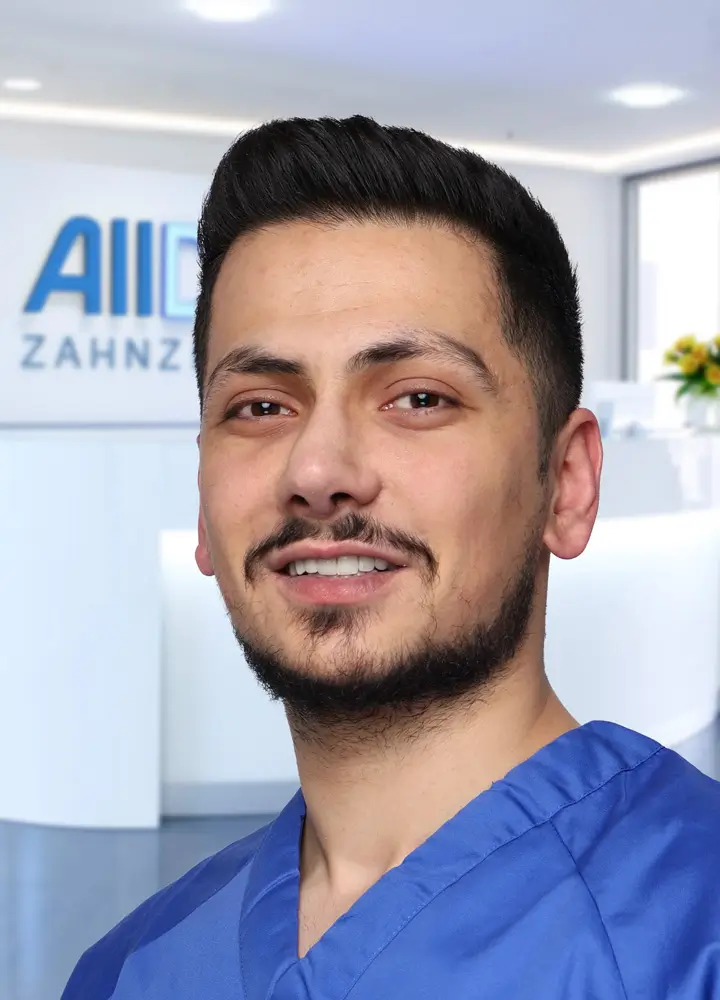Portrait zahnmedizinische Prophylaxeassistenz Abdulrahman Akkadwattar (AllDent Leipzig)
