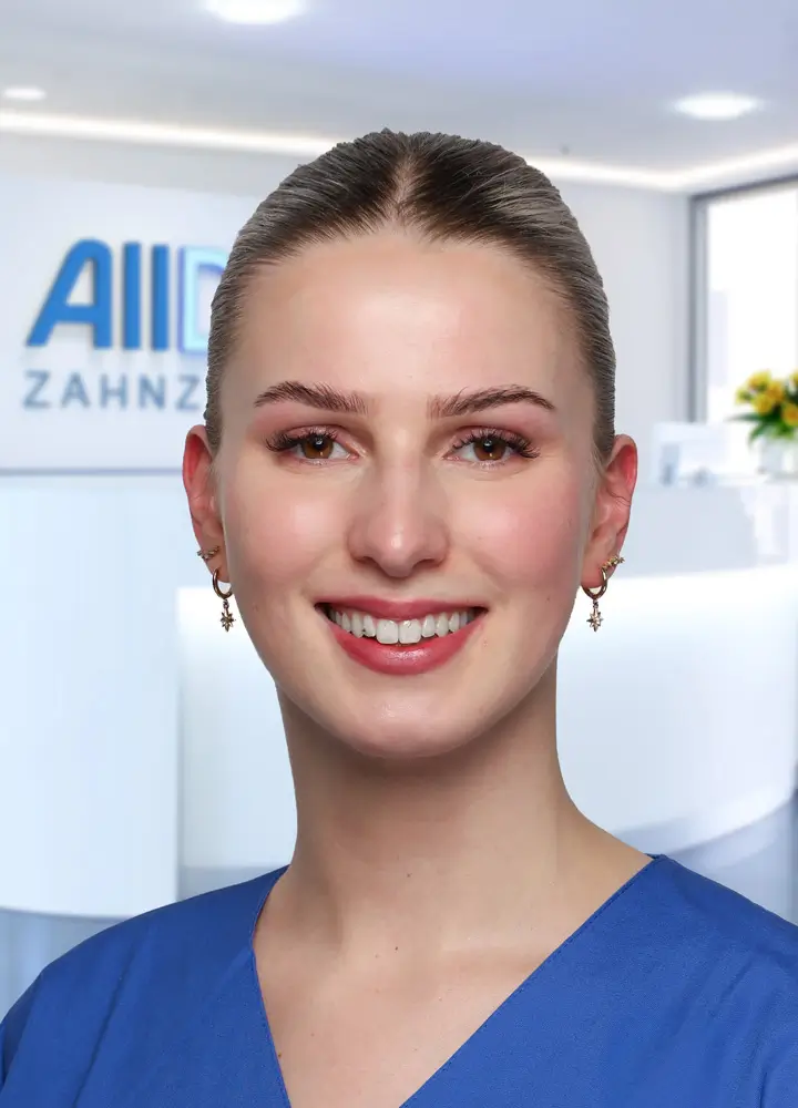 Portrait zahnmedizinische Prophylaxeassistenz Shirin Meghirbi (AllDent Leipzig)