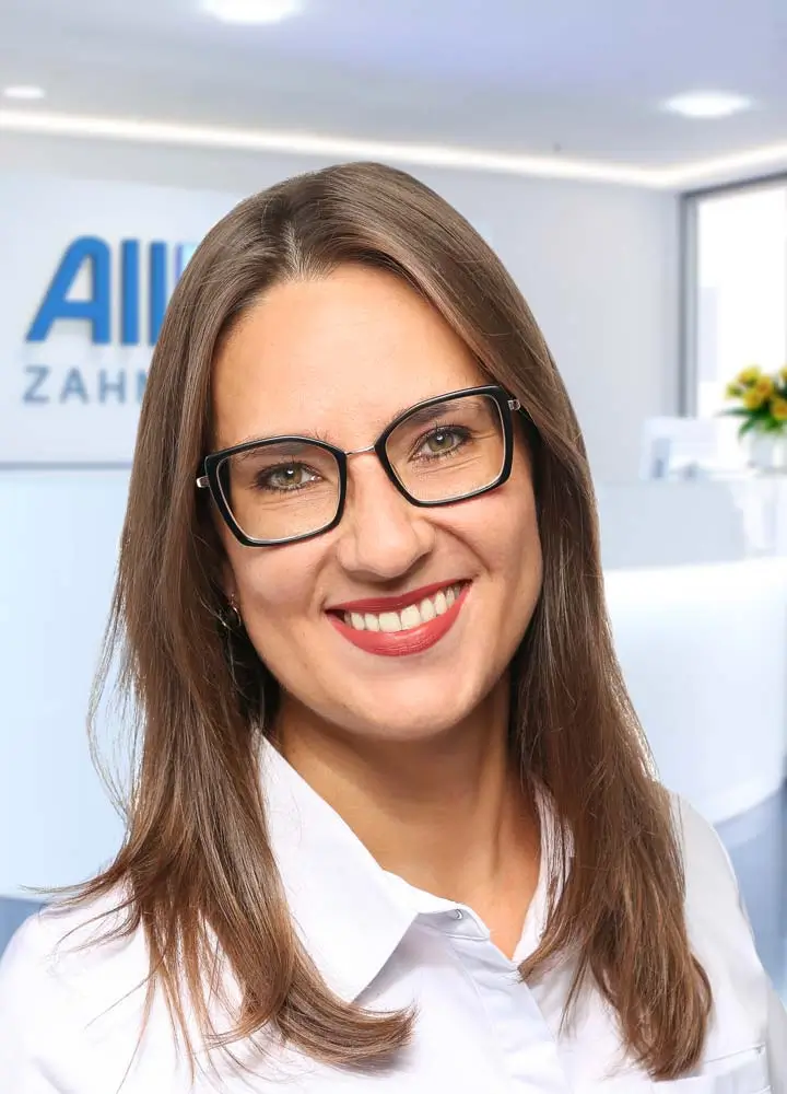 Portrait Zahn&auml;rztin Daria Lombardi (AllDent Leipzig)