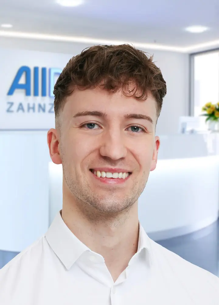 Portrait Zahnarzt Jakob Schmidt (AllDent Leipzig)